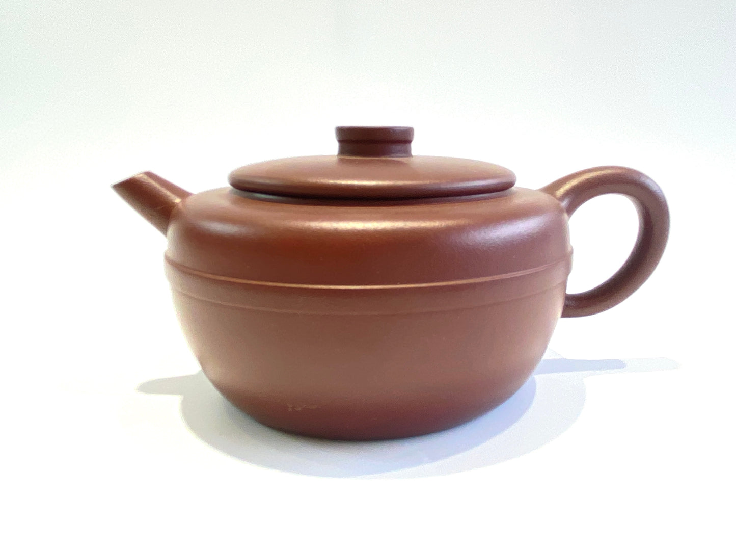 Purple Clay Round - line Teapot