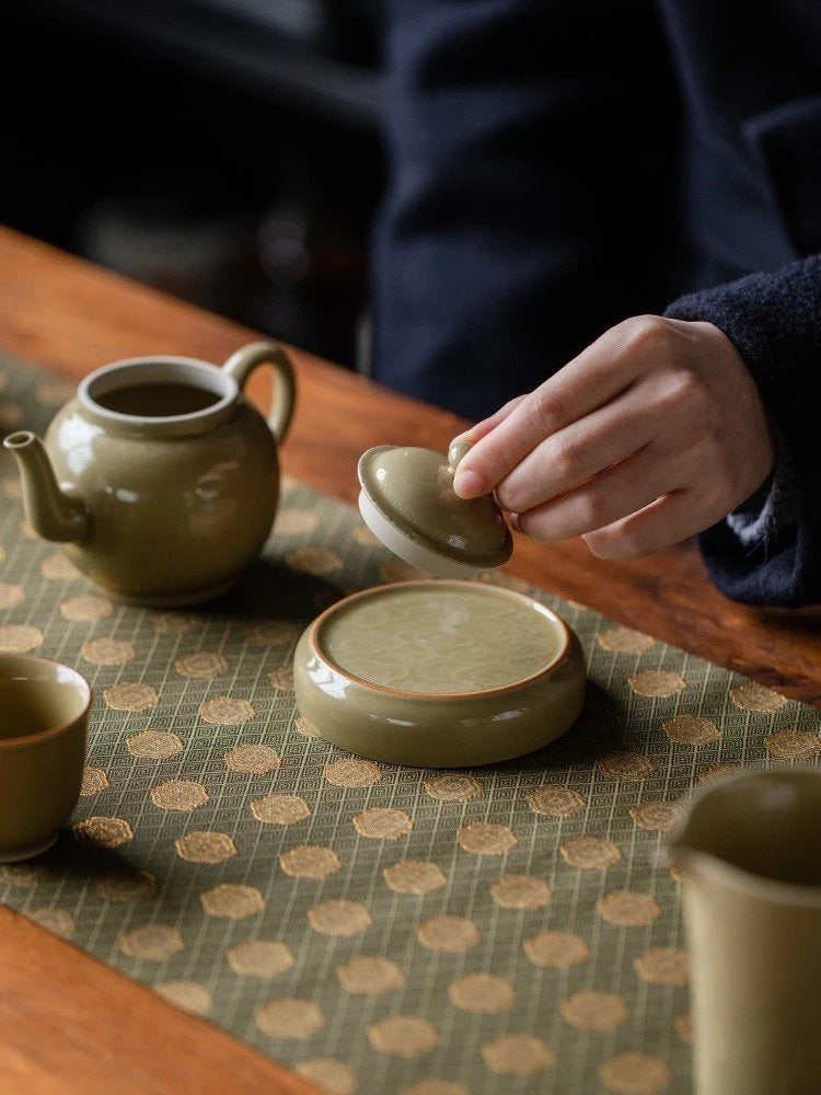 Ding kiln yellow tea set