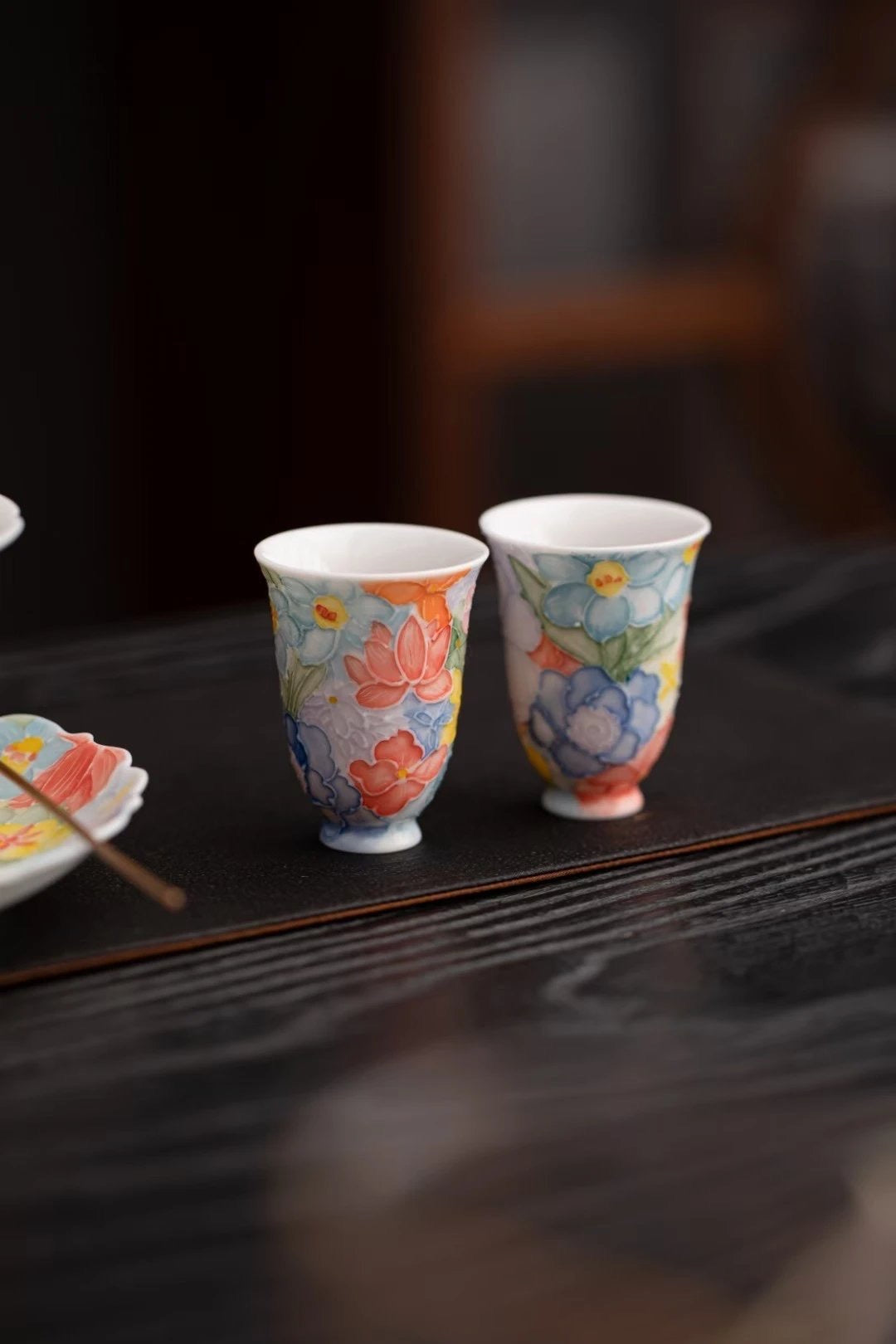 Hand-painted Line-drawing Floral Set